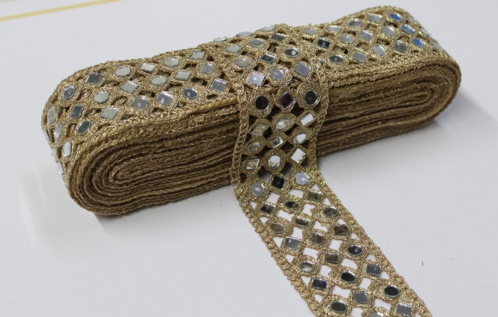 3 Line Mirror Lace - Color: Golden