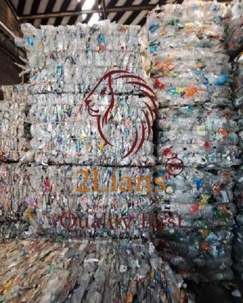 PET  bottle on bales contain35-40%trays scrap