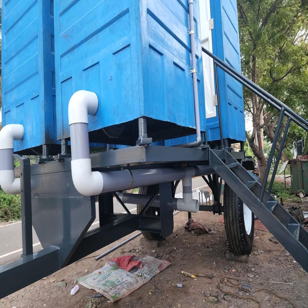 FRP PORTABLE TOILET WITH MOVABLE TROLLEY