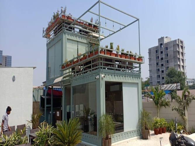 Container Cafe - Color: As Per Customer Requirement