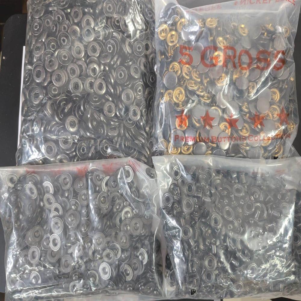 Vt8 Nb Br - Color: Silver