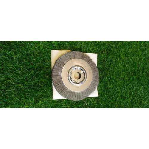 Black Medium Wood Hub Wheel Brush