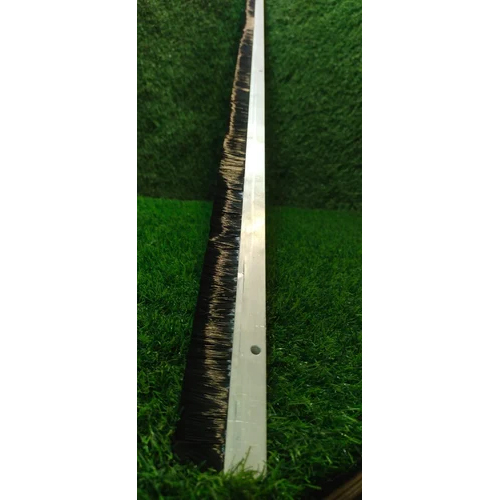 Nylon Medium Strip Brush