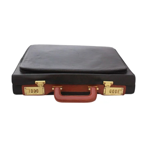 Plain Leather Briefcase - Color: Black