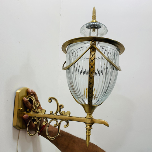 Trophy Wall Lamp