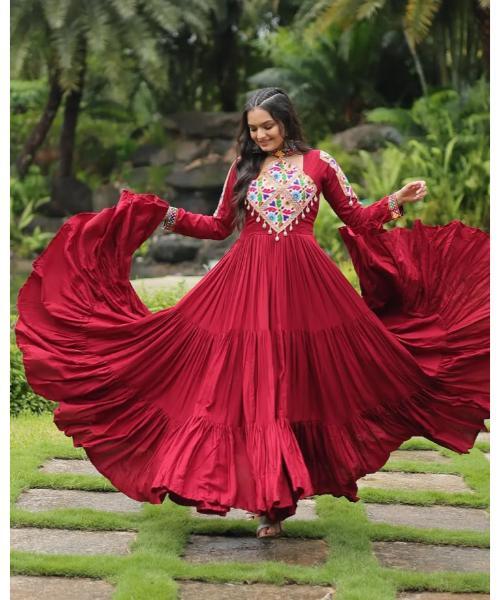Design a New upcomimg Navratri Festival Anarkali Color Full Length Gown for Women