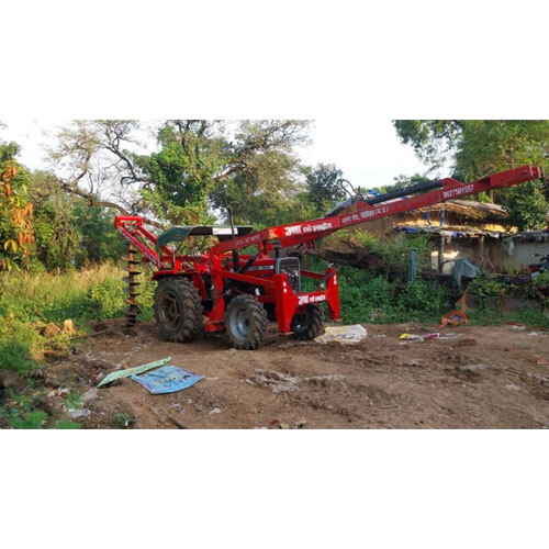 Massey Ferguson Tractor Fitted Pole Erection And Post Hole Digger - Engine Type: Air Cooled