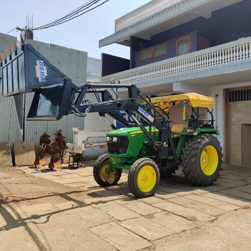 John Deere Tractor Fitted Loader - Finishing: Polished