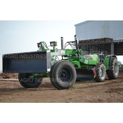 Deutz Fahr Tractor Grader Attachment - Finishing: Polished