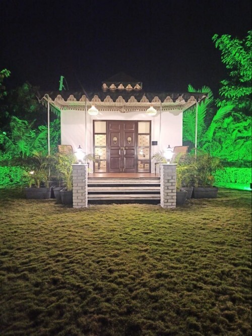 Luxury Cottage Tent