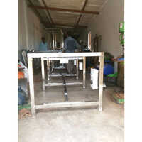Stainless Steel Packing Tables - Color: Silver