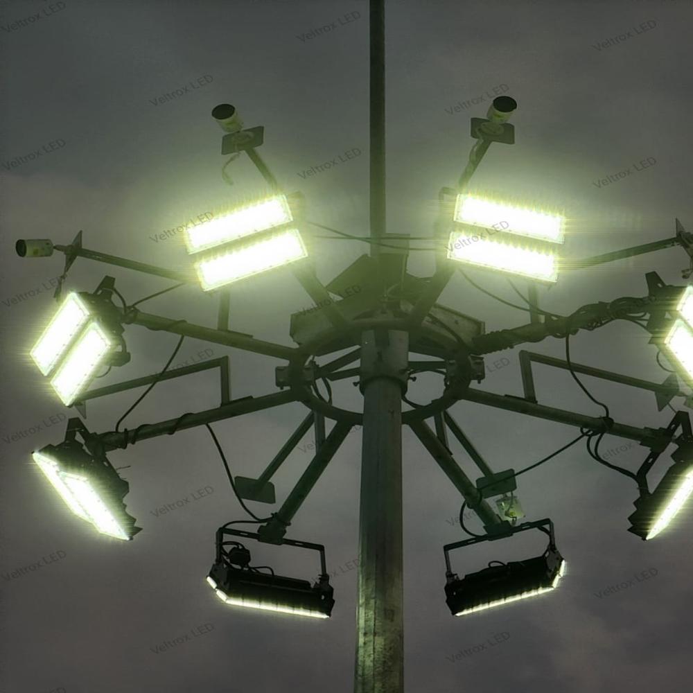 200 W Led High Mast Light - Color: Silver