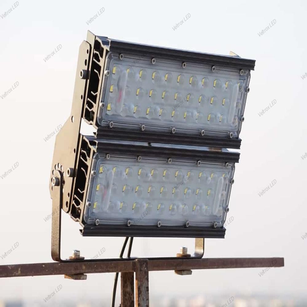 Veltrox 200w Led Lens Shark Model Light - Color: Black