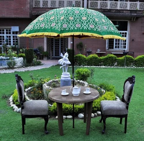 Garden Umbrella With Wood Frame - Color: Multicolor
