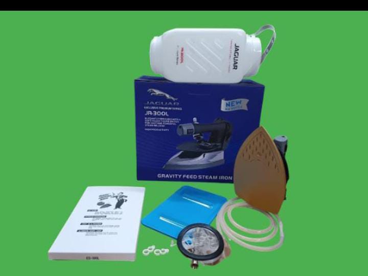 Jaguar Steam Iron