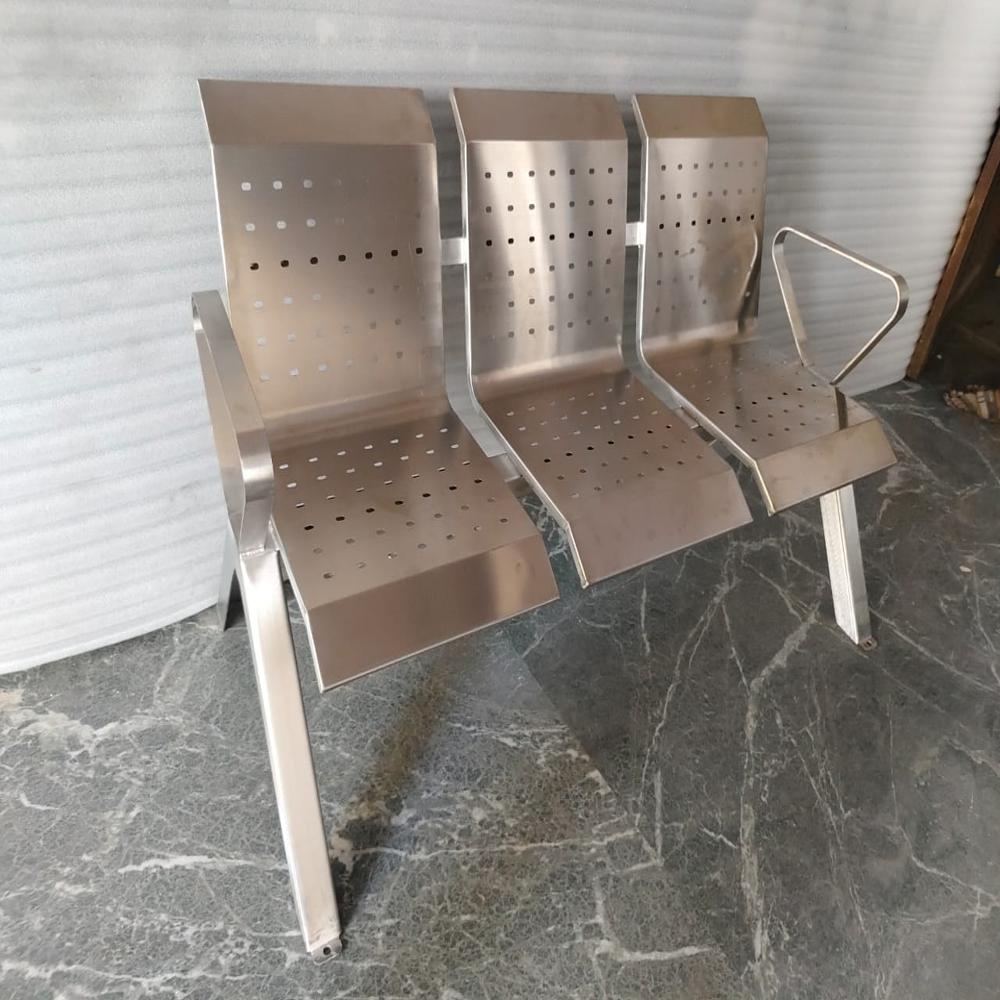 3 Seater Waiting Chair - Color: Silver