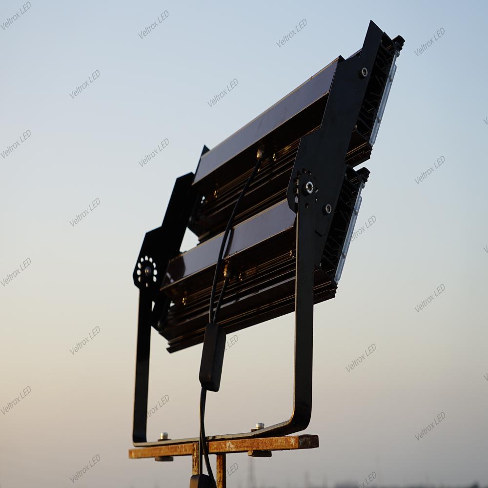 Veltrox 400w Led Shark Model - Color: Black