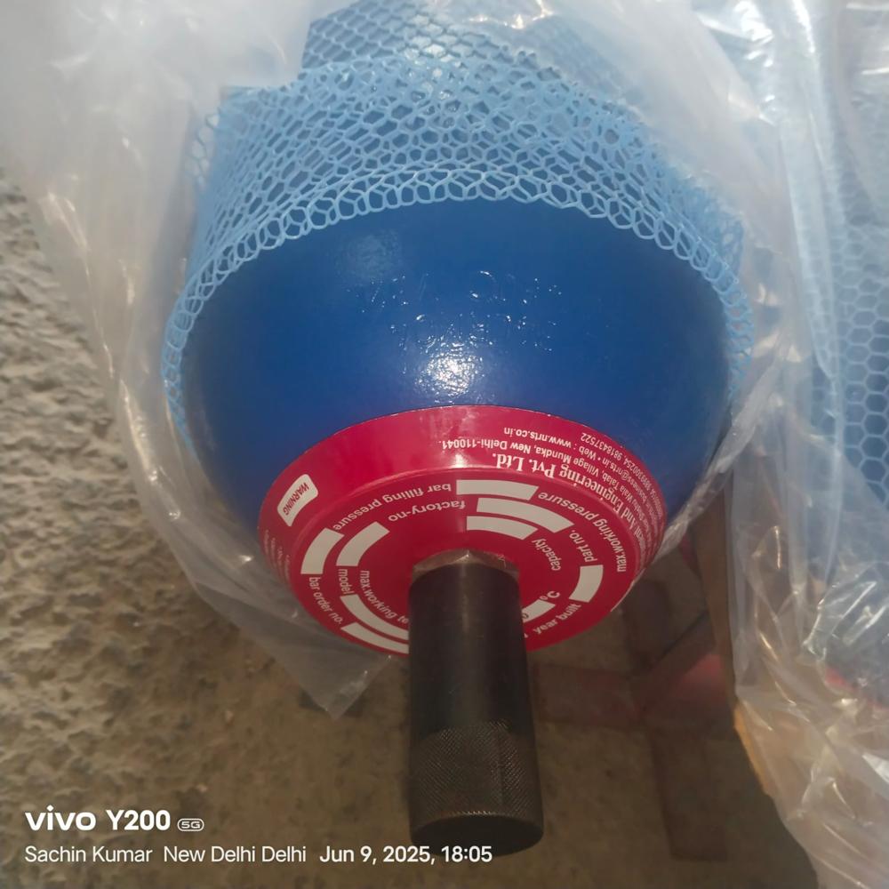 Bladder Type Accumulator - Body Material: Steel
