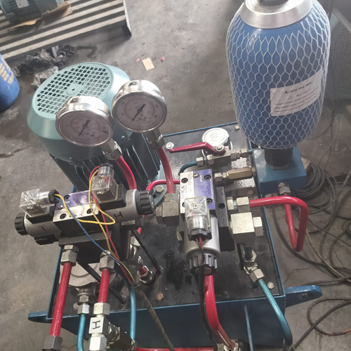 Power Pack With Accumlater