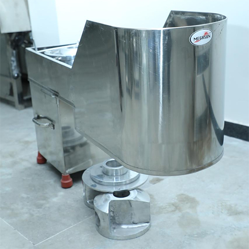 Banana Wafer Machine - Capacity: 200 Kg/hr Kg/hr