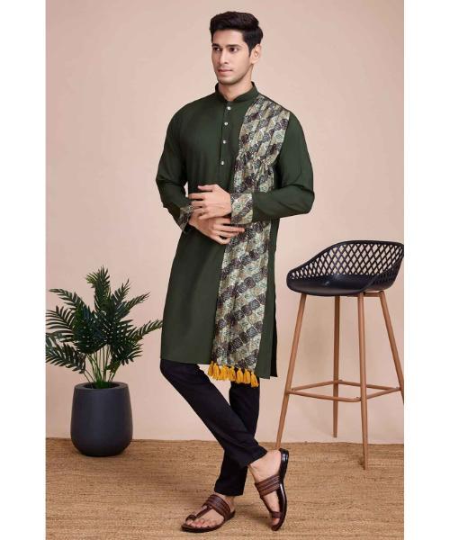 Navratri Kurta For Men With Stritched Navratri Patta - Cotton Fabric, Available Sizes: M, L, Xl, Xxl, Elegant Green Color For Festive Celebrations