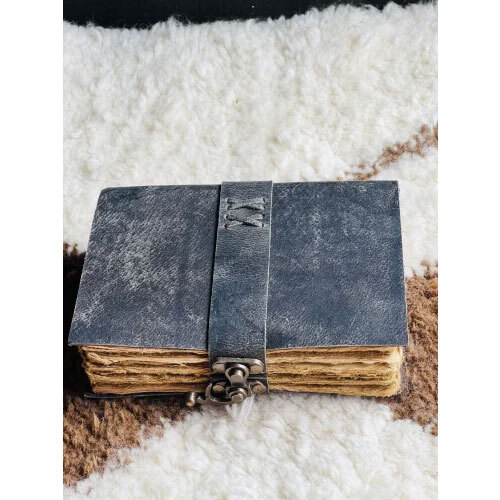 This Idrish Handicrafts Leather Bound Journal Strap Lock