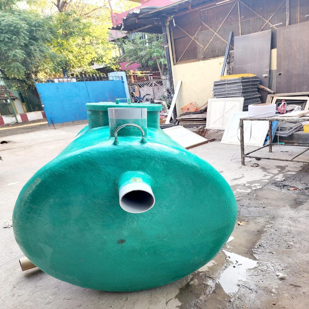 FRP BIOSEPTIC TANK