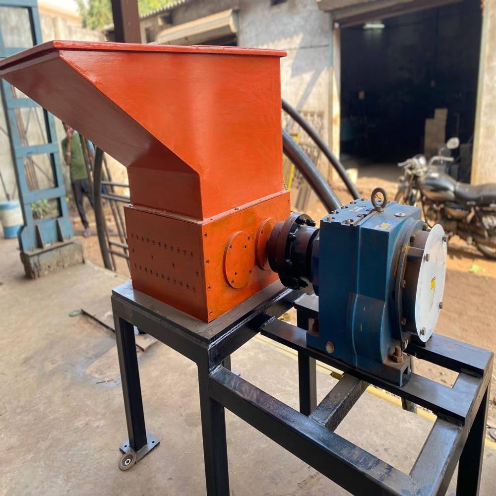 Hdpe Shredder Machine - Automatic Grade: Automatic