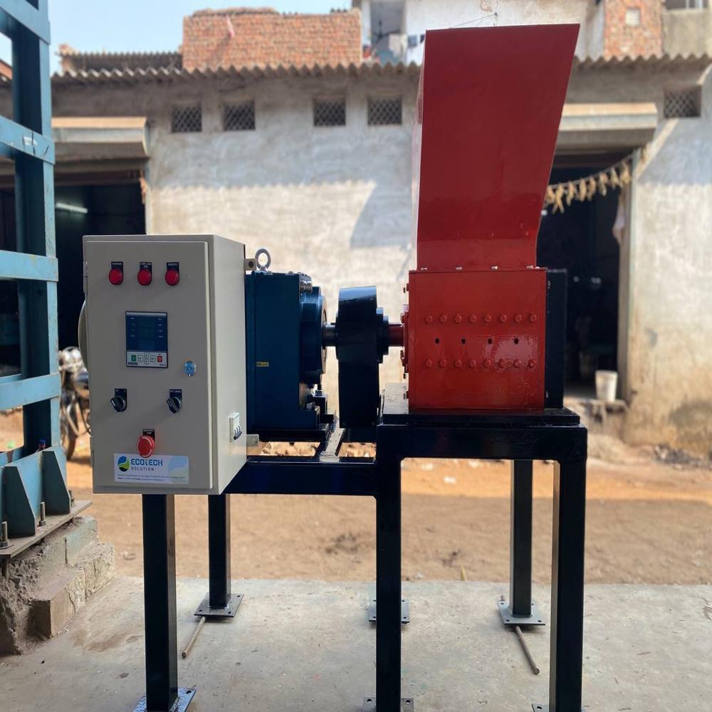Plastic Bottle Shredder Machine - Automatic Grade: Automatic