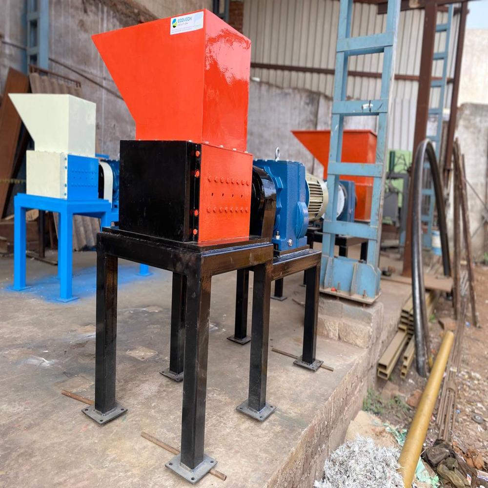 Plastic Bottle Shredder Machine