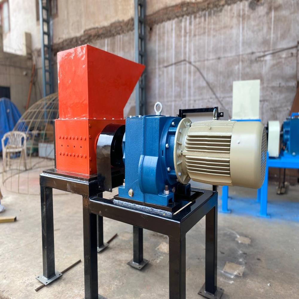 Ms Automatic Plastic Shredder - Capacity: 500 Kg
