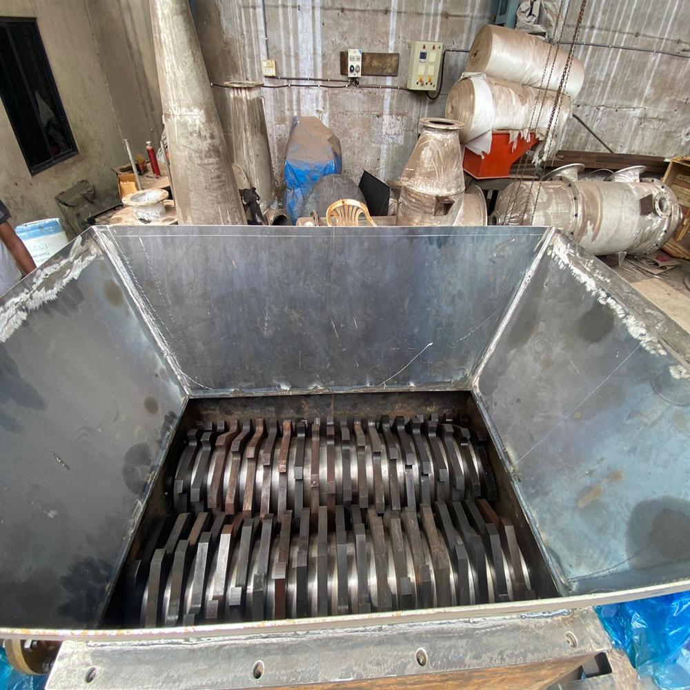 Ms Motorised Metal Shredding Machine - Automatic Grade: Automatic