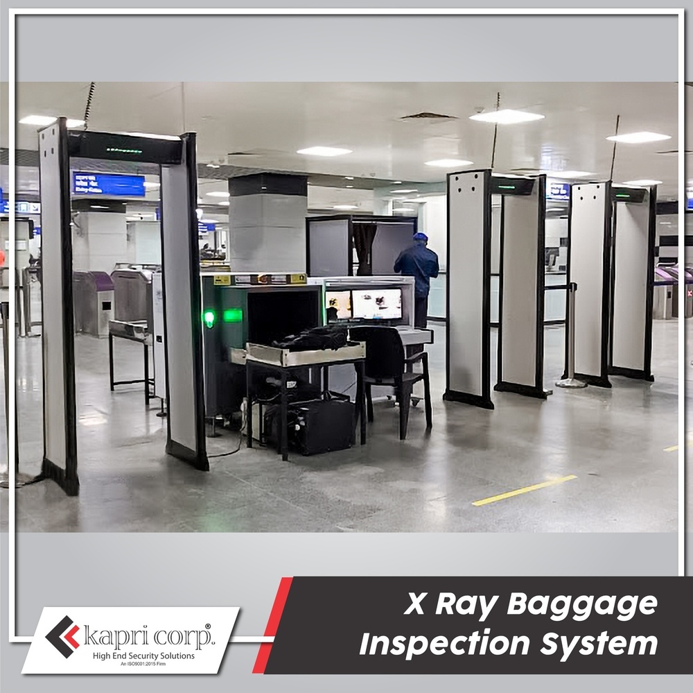 Walk Through Metal Detector - Color: Black