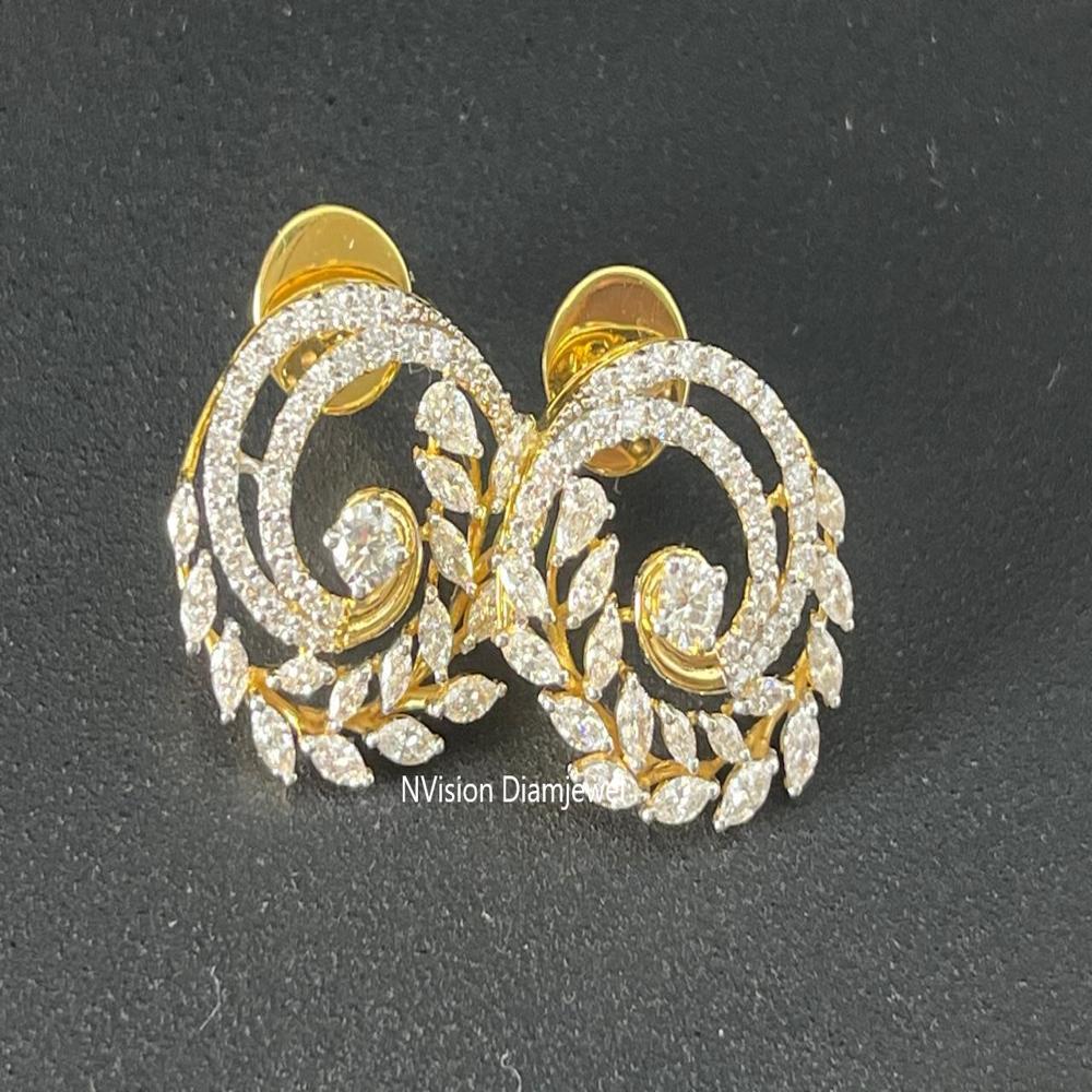 Eternal Sparkling Swirl Leaf  Natural Pear and Marquise Diamond Pendant Set