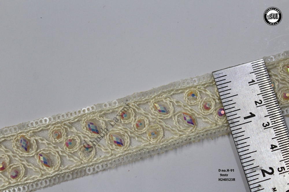Handwork Off Whit  Lace