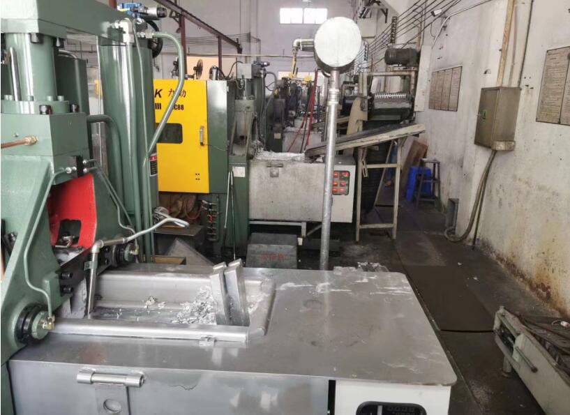 LK Die Casting Machine Zinc Melting Furnace