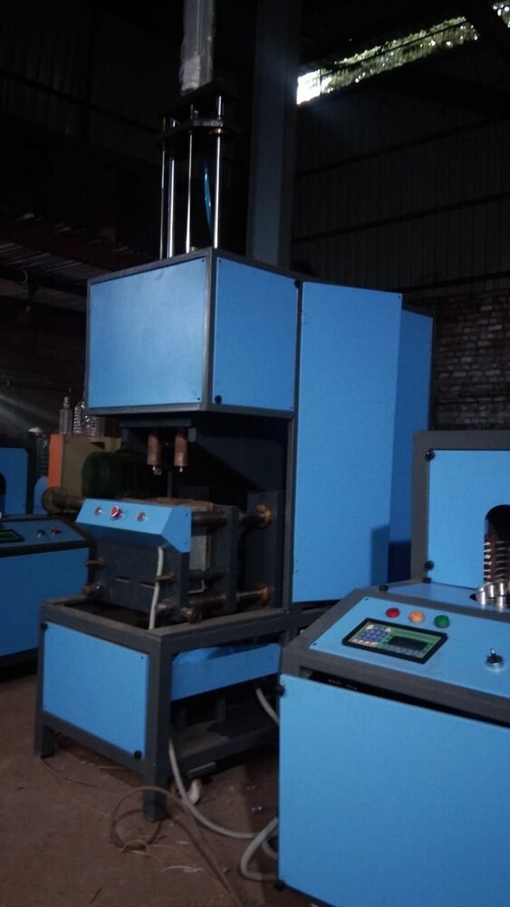 Wall Plug Making Injection Machine - Color: Blue