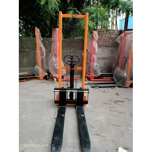 Manual Stacker - Lifting Capacity: 1000 Kilograms (Kg)