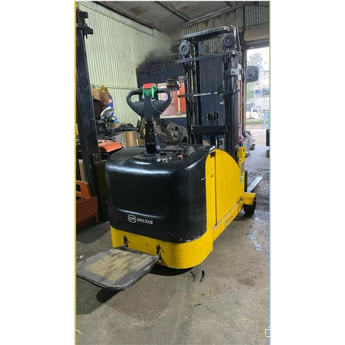 Used Refurbished Voltas Counter Balance Stacker - Lifting Capacity: 1.5 Mt Tonne