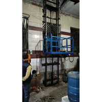 Hydraulic Goods Lift