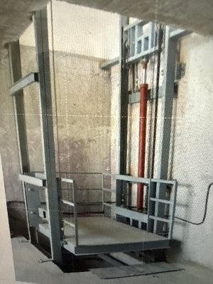 Hydraulic Goods Lift (Elevators)
