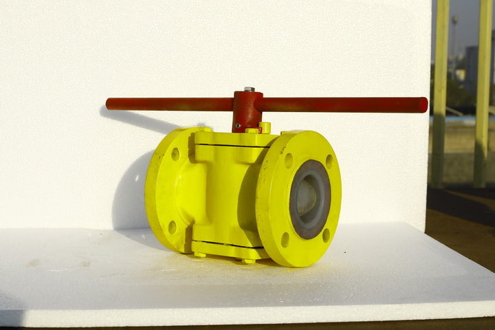 PFA Lined Plug Valve