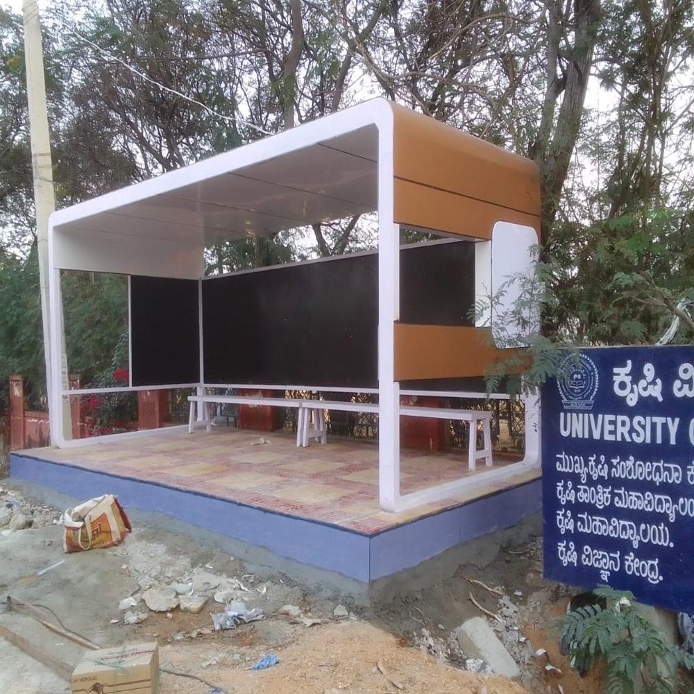Smart Bus Stand Shelter - Color: Customize Color