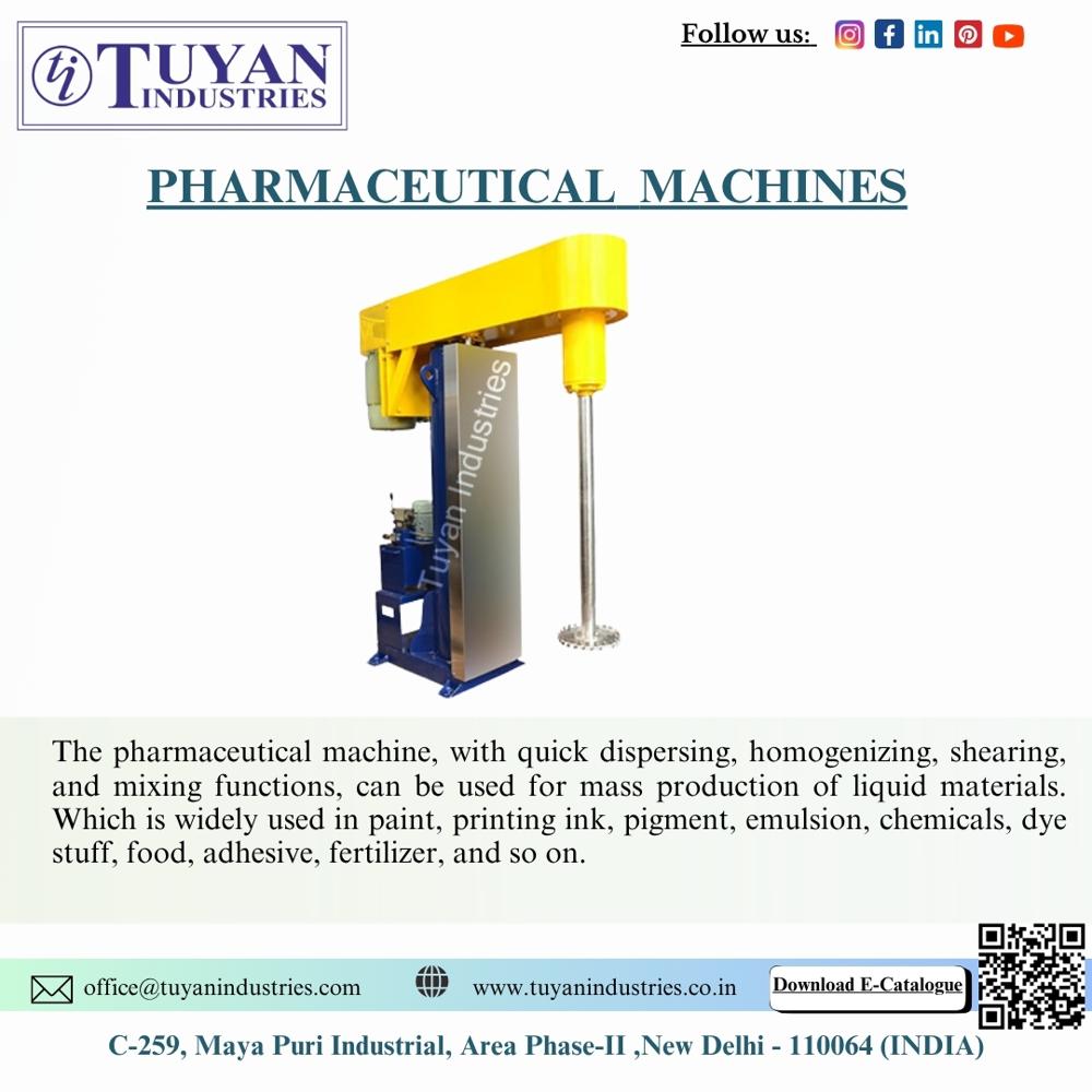 Dry powder mixing machine