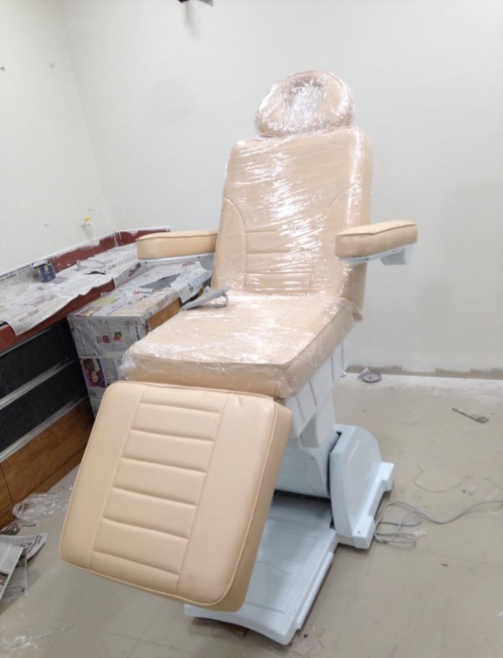 Dermatologist chair
