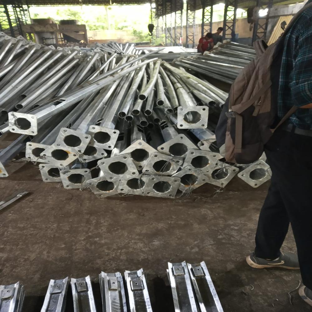 7 Meter Octahonal Pole