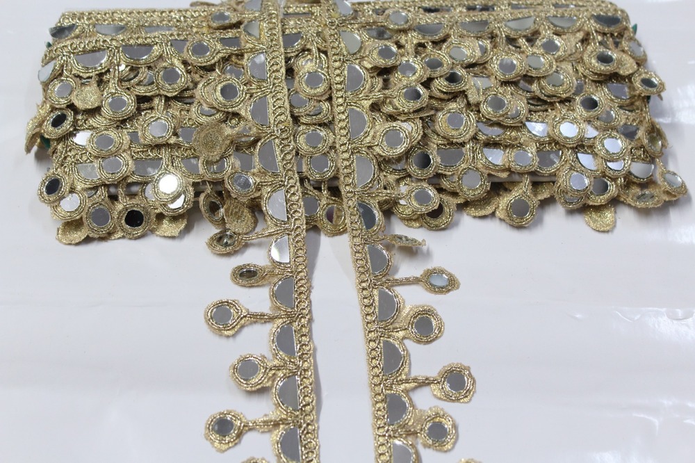 Mirror Fancy Lace - Color: Golden