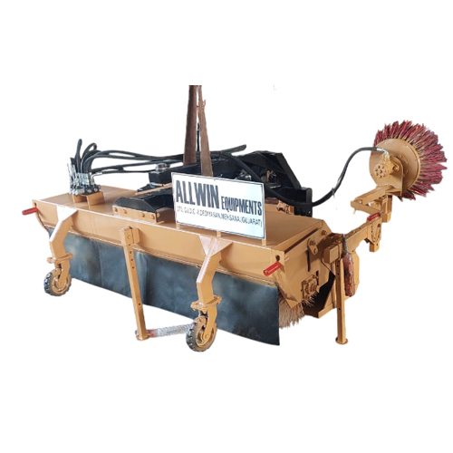 Road Sweeping Machine - Automatic Grade: Semi-Automatic
