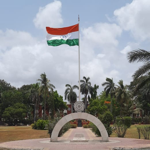 Gi High Mast Flag Pole - Color: Silver