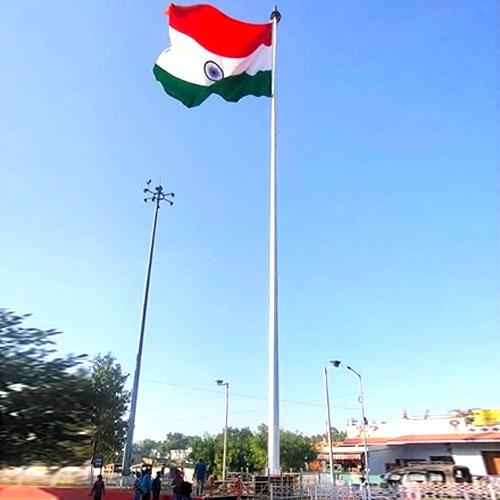 Gi High Mast Flag Pole - Color: Silver